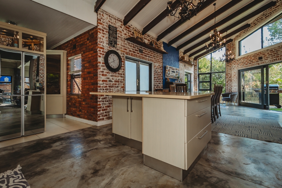 6 Bedroom Property for Sale in Camphersdrift Western Cape